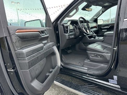 Used 2024 GMC Sierra 1500 Denali w/ Denali Reserve Package image 20