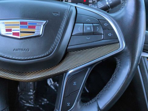 Used 2018 Cadillac XT5 Platinum w/ Driver Assist Package image 27