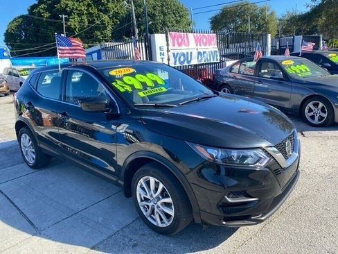 Used 2020 Nissan Rogue Sport S w/ Appearance Package image 3