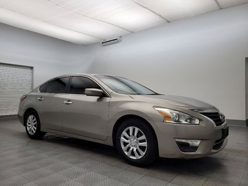 Used 2015 Nissan Altima 2.5 S image 11