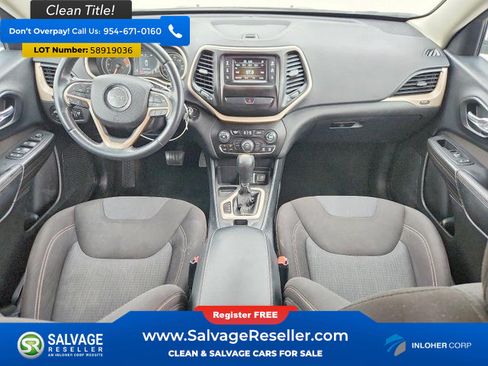 Used 2016 Jeep Cherokee Latitude FWD image 11