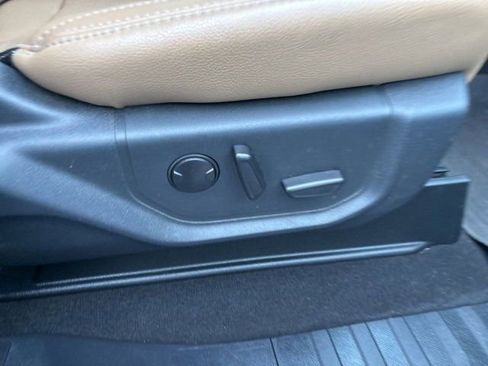Used 2022 Ford F250 Lariat w/ Lariat Ultimate Package image 10