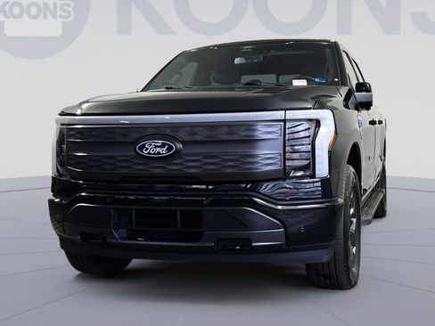 Used 2024 Ford F150 Lightning Lariat image 1