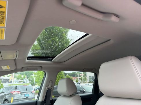 Used 2024 Honda CR-V EX-L image 23