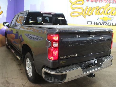 Used 2021 Chevrolet Silverado 1500 LT w/ Convenience Package II RWD image 5