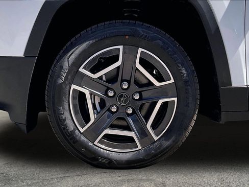 New 2026 Jeep Cherokee Laredo AWD/4WD image 12