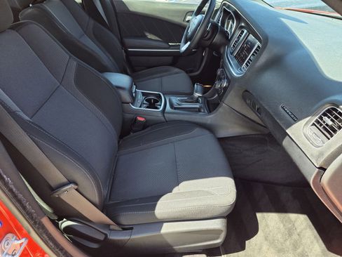 Used 2018 Dodge Charger R/T image 16