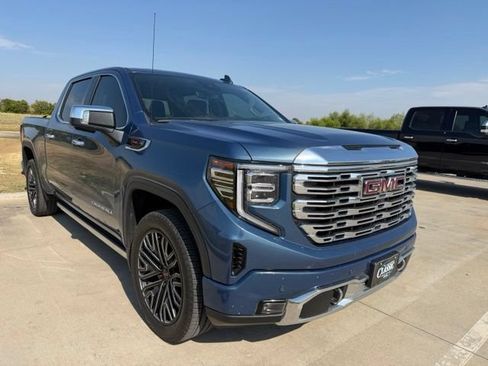Used 2025 GMC Sierra 1500 Denali w/ Denali Reserve Package AWD/4WD image 2