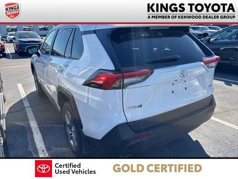 Used 2024 Toyota RAV4 XLE w/ Convenience Package FWD image 5