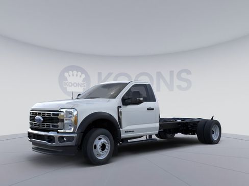 New 2026 Ford F550 4x4 Regular Cab Super Duty image 1