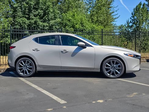 New 2026 MAZDA MAZDA3 s FWD image 2
