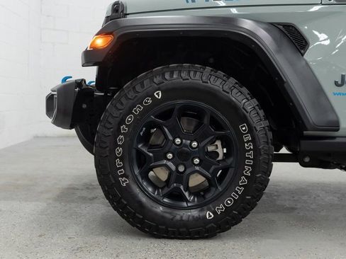 Used 2023 Jeep Wrangler Unlimited w/ 8.4" Radio Group image 27