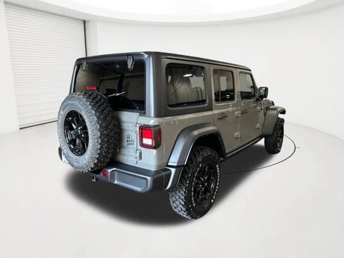 Used 2023 Jeep Wrangler Unlimited w/ Cold Weather Group AWD/4WD image 5