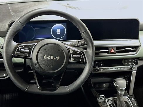 Used 2024 Kia Seltos SX image 13