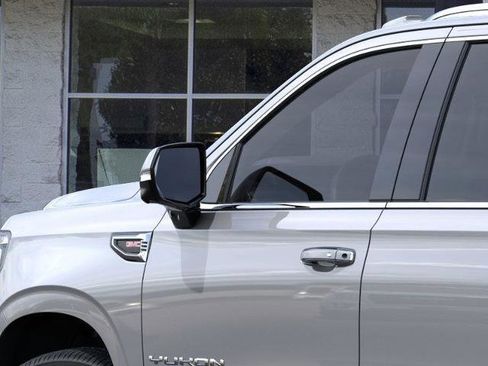 New 2026 GMC Yukon XL Elevation w/ Elevation Premium Package image 12