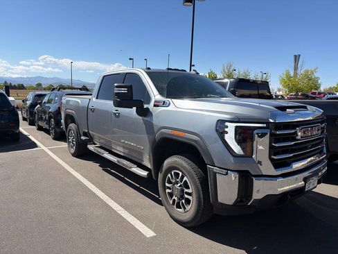 Used 2025 GMC Sierra 2500 SLE w/ SLE Value Package; AWD/4WD image 1