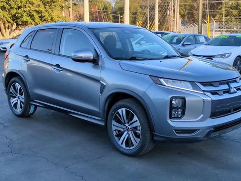 Used 2021 Mitsubishi Outlander Sport SE image 2
