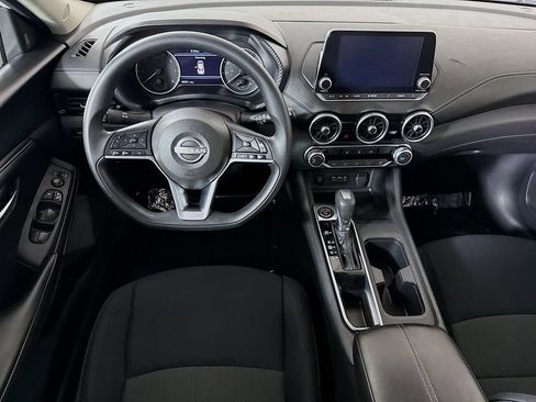 Certified 2024 Nissan Sentra SV FWD image 4