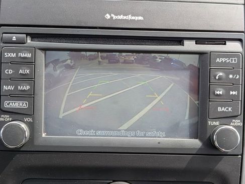 Used 2019 Nissan Frontier PRO-4X w/ Pro-4x Luxury Package image 17