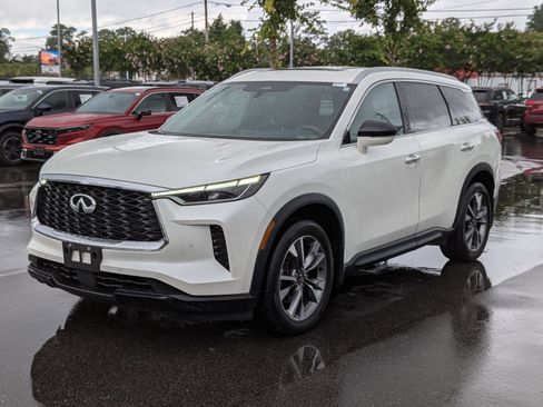 Used 2023 INFINITI QX60 Luxe w/ Cargo Package AWD/4WD image 7