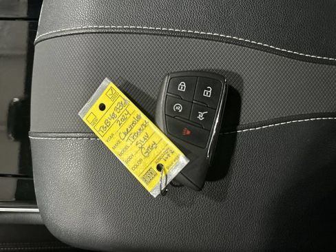 Used 2025 Chevrolet Traverse Z71 w/ Enhanced Driving Package AWD/4WD image 33