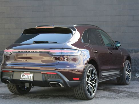New 2026 Porsche Macan image 9