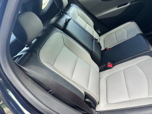 Used 2020 Chevrolet Equinox LT FWD image 9