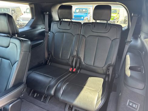 Used 2023 Jeep Grand Cherokee L Overland AWD/4WD image 6
