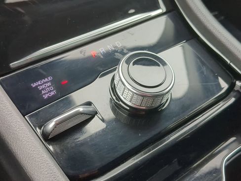 Used 2023 Jeep Grand Cherokee Limited w/ Luxury Tech Group II image 30