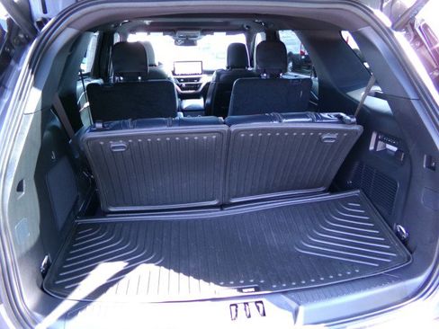 Used 2025 Ford Explorer ST AWD/4WD image 31