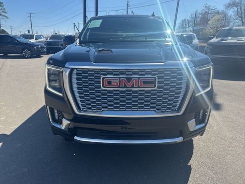Used 2021 GMC Yukon XL Denali image 8