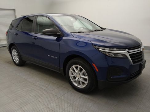 Used 2022 Chevrolet Equinox LS AWD/4WD image 11