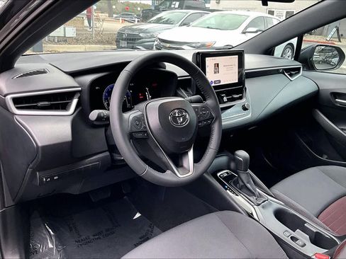 Used 2026 Toyota Corolla SE image 18
