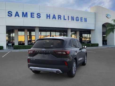 New 2026 Ford Escape Active image 8