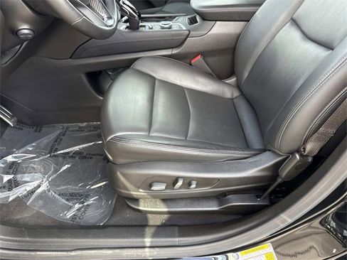 Certified 2023 Cadillac XT6 Sport image 12