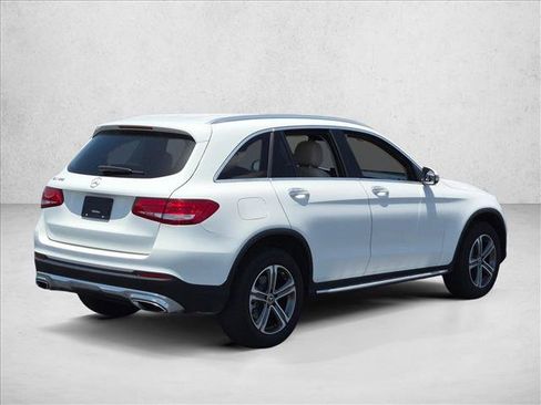 Used 2019 Mercedes-Benz GLC 300 image 5