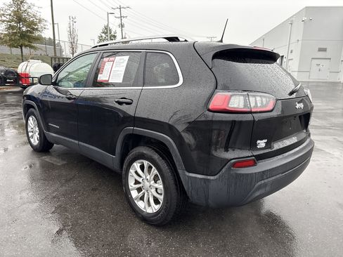 Used 2019 Jeep Cherokee Latitude w/ Popular Appearance Group image 7