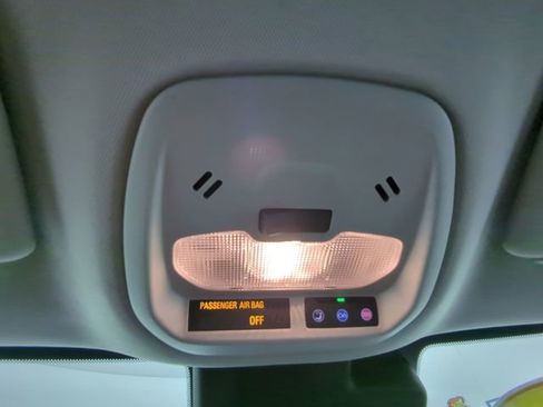 Used 2024 Chevrolet Trax LS w/ LS Convenience Package image 24