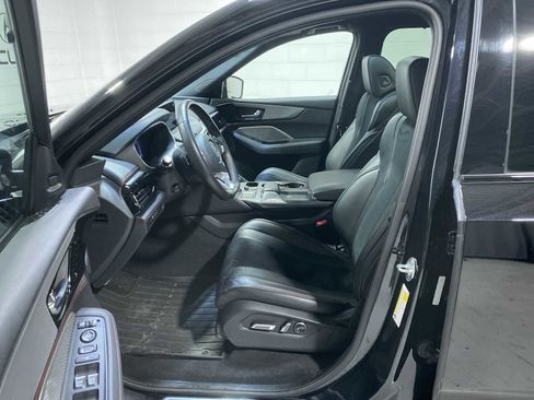 Used 2023 Acura MDX A-Spec image 2