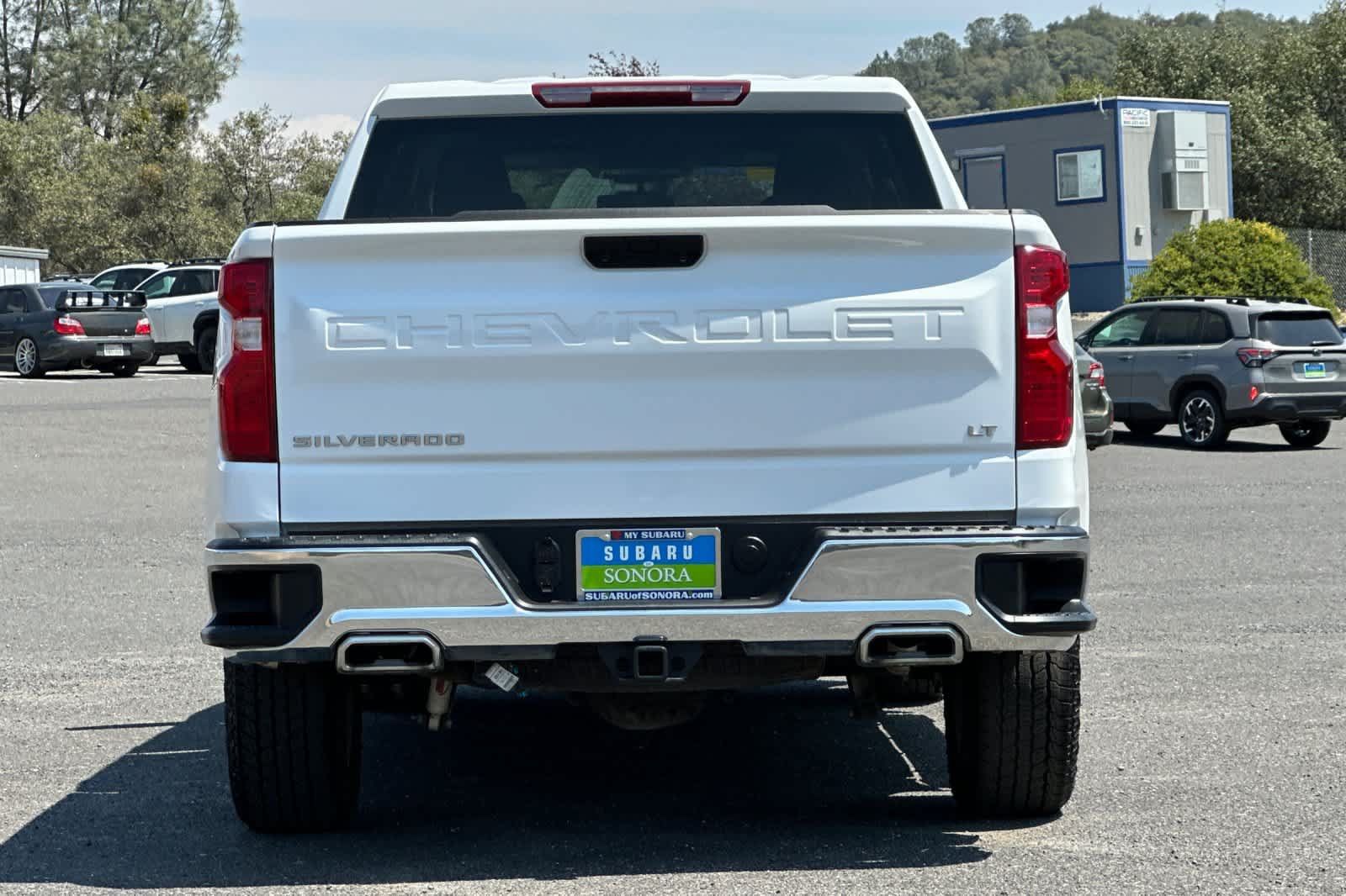 Used 2025 Chevrolet Silverado 1500 LT AWD/4WD image 4