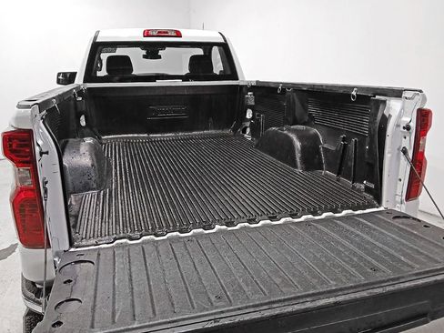 Used 2025 Chevrolet Silverado 1500 W/T RWD image 7