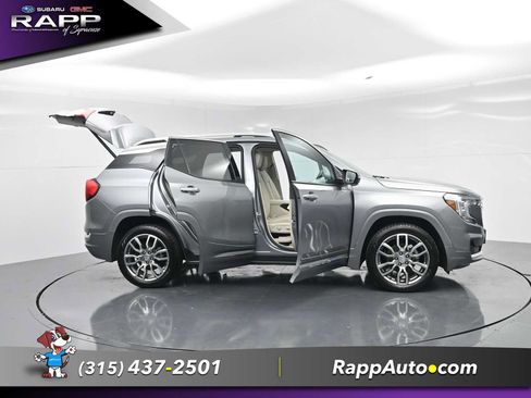 Used 2023 GMC Terrain Denali w/ Denali Premium Package AWD/4WD image 37