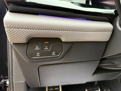 New 2026 Volkswagen Atlas Peak Edition AWD/4WD image 27