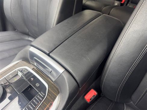 Used 2019 BMW X7 xDrive40i w/ Cold Weather Package image 76