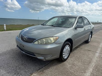 Used 2005 Toyota Camry LE