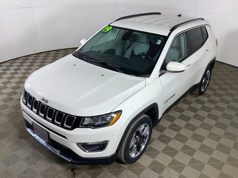 Used 2019 Jeep Compass Limited AWD/4WD image 7