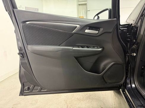 Used 2019 Honda Fit EX image 9