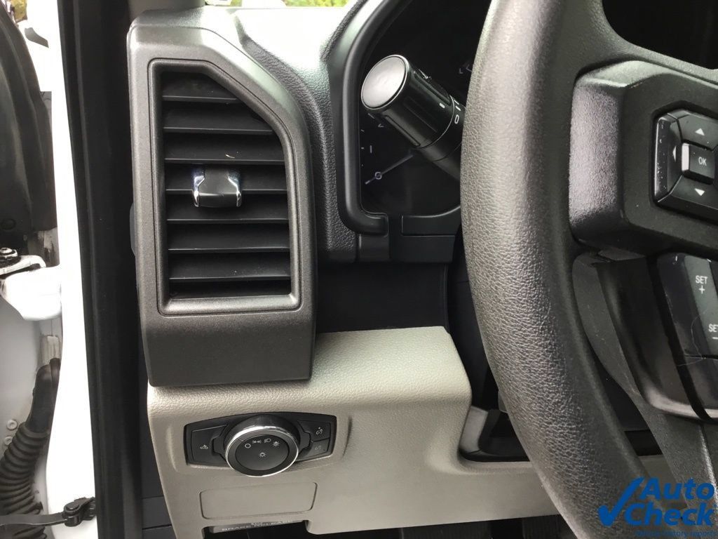 Used 2022 Ford F350 XL w/ Power Equipment Group AWD/4WD image 24