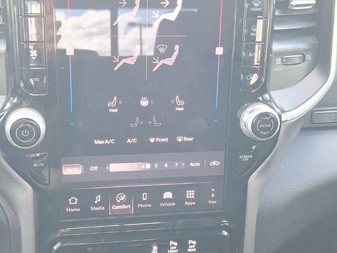 Used 2025 RAM 1500 Big Horn image 31