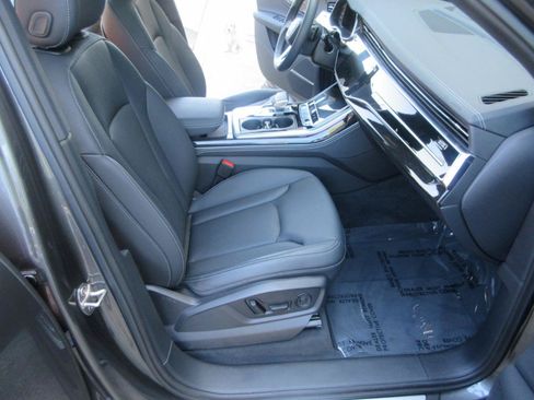 Used 2026 Audi Q7 3.0T Premium Plus w/ Premium Plus Package AWD/4WD image 22